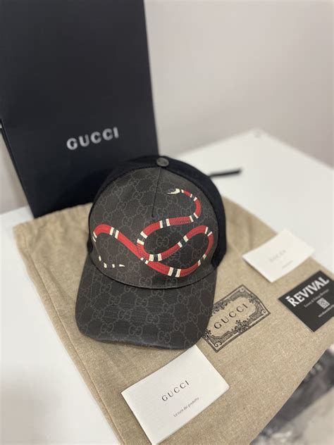 cappello gucci supreme|Supreme x Louis Vuitton: See Every Piece from the .